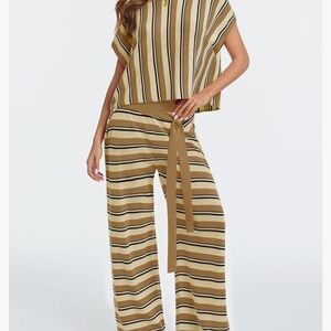 Tankaneo Lounge Striped Wide Leg Set – Women’s M – 29” Inseam